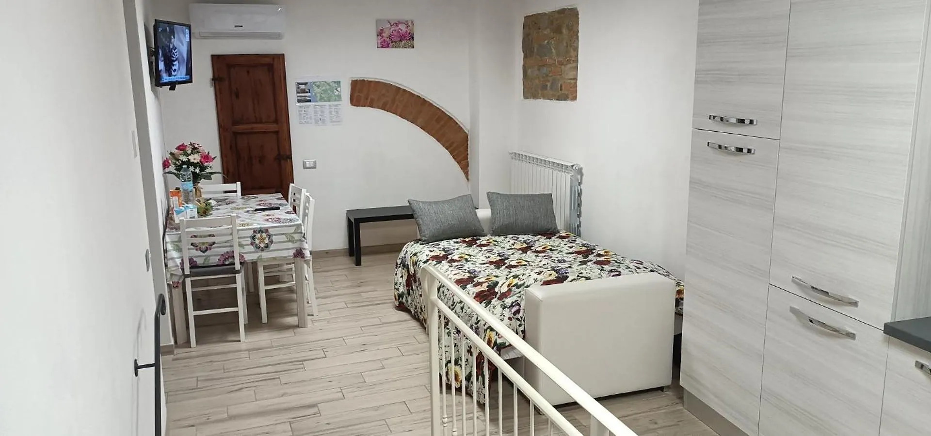 Tuscany Life Terricciola Apartment