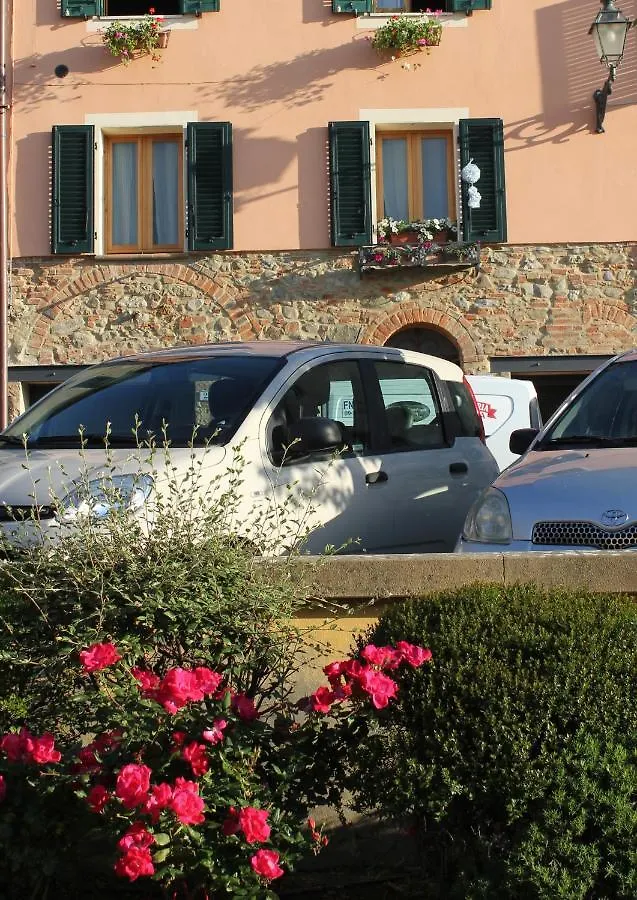 Tuscany Life Terricciola 0*,